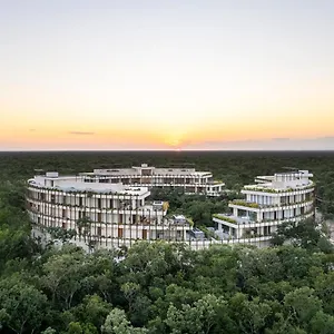 Mistiq Temple I Apartment