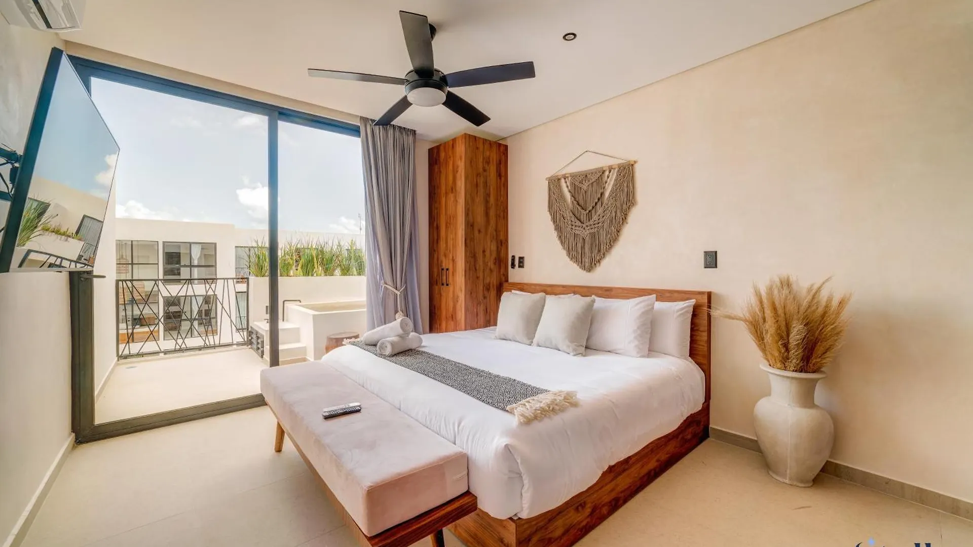 Xibalba Luxe Community With Pool And Gym 5Min To Beach Tulum Apartment